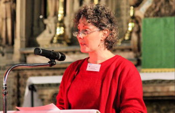 Dr Caroline Hull speaking at Holy Name Church, Manchester