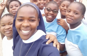 The Sisters of the Divine Child and trainees