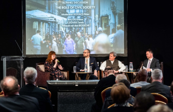 Amy Balog discussing #RedWednesday on a panel