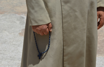 Rosary being prayed in the Middle East