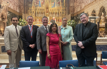 Farhan Saleem, John Pontifex, Dr Brian Grim, Karen Singarayer, Baroness Patricia Scotland and Fr Dominic Robinson and Karen Singarayer 