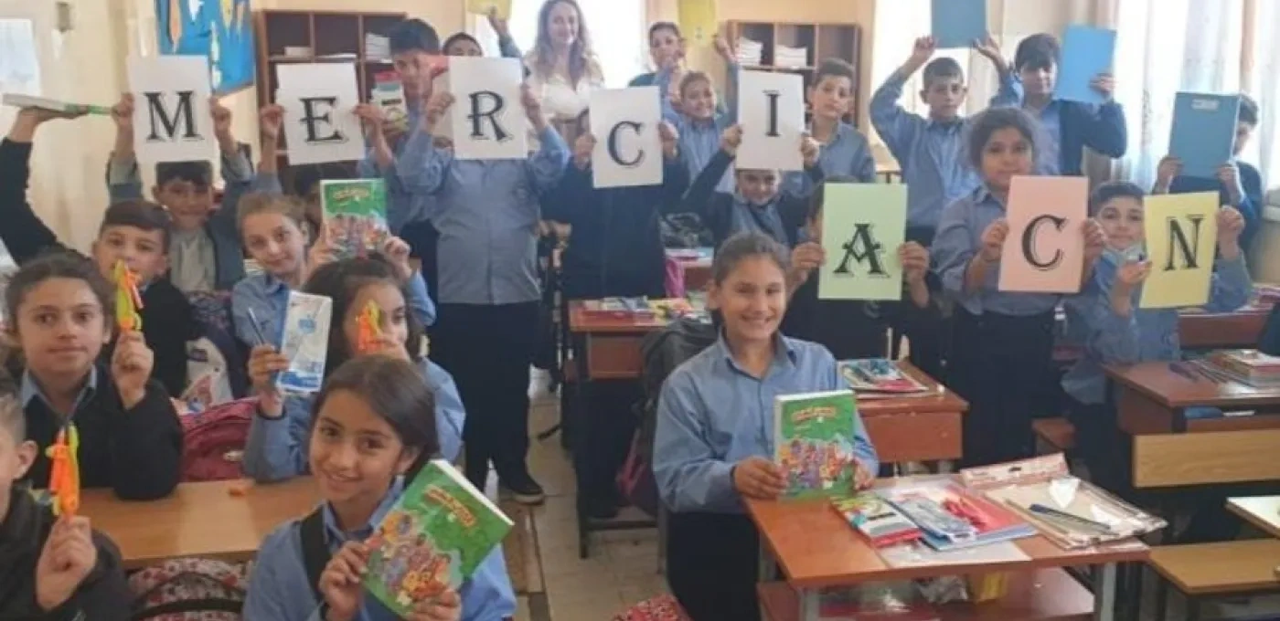 School pupils thanking ACN