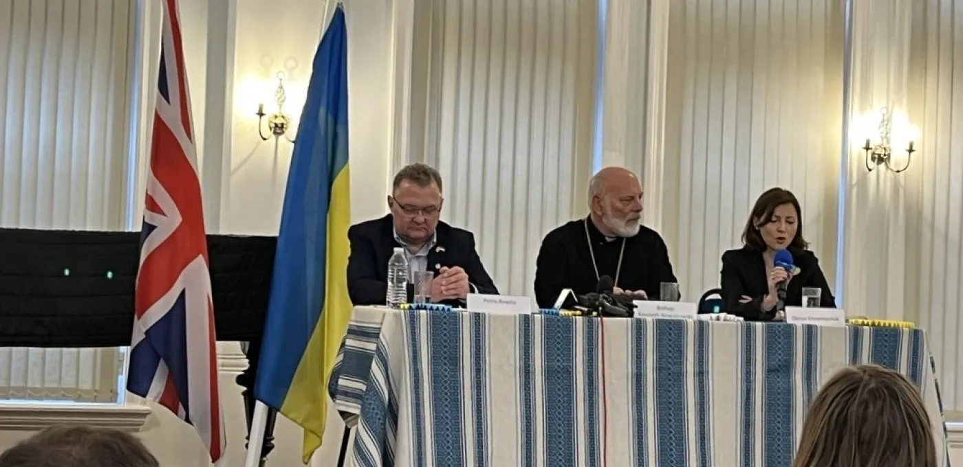 Petro Rewko, chair of the Association of Ukrainians in Great Britain, Bishop Kenneth Nowakowski and Olesya Khromeychuk, director of the Ukrainian Institute of London.