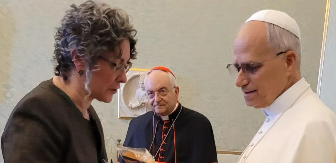 ACN UK National Director Dr Caroline Hull with Pope Leo 