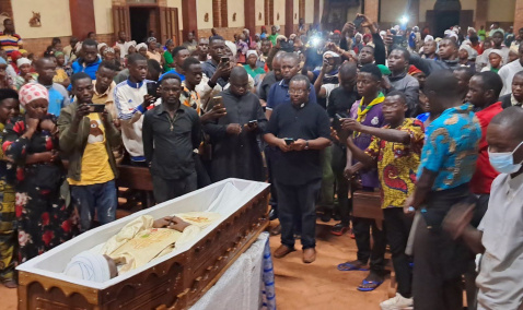 Funeral Mass and burial of Father Crépin Martial Monga (© Diocese of Bangassou)