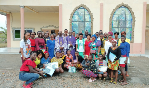 Peace education for 54 youths in Mamfe diocese (© ACN)