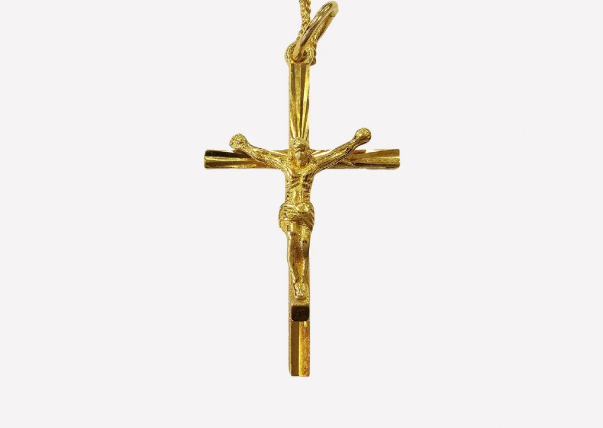 Gold diamond-cut Crucifix