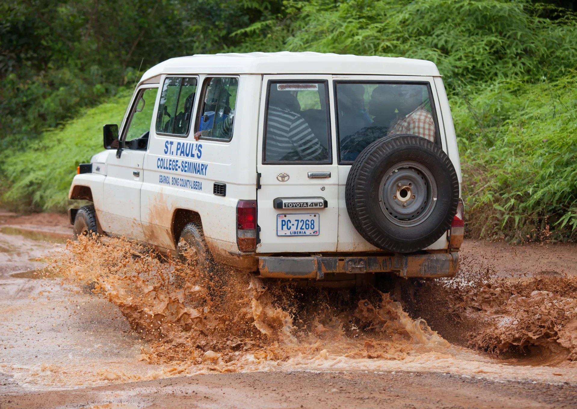 4X4 driving through the mud