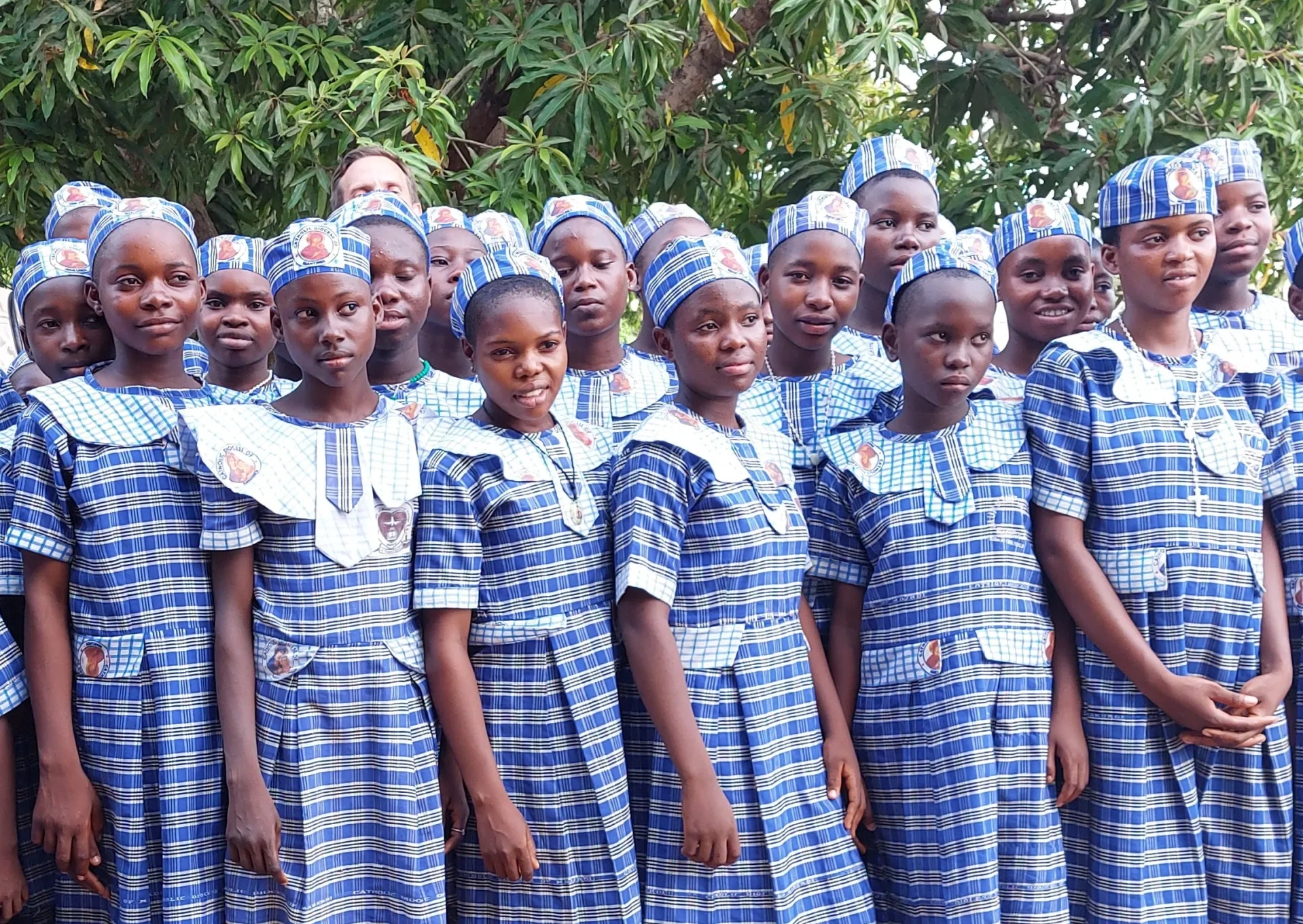 A call of Christian schoolgirls