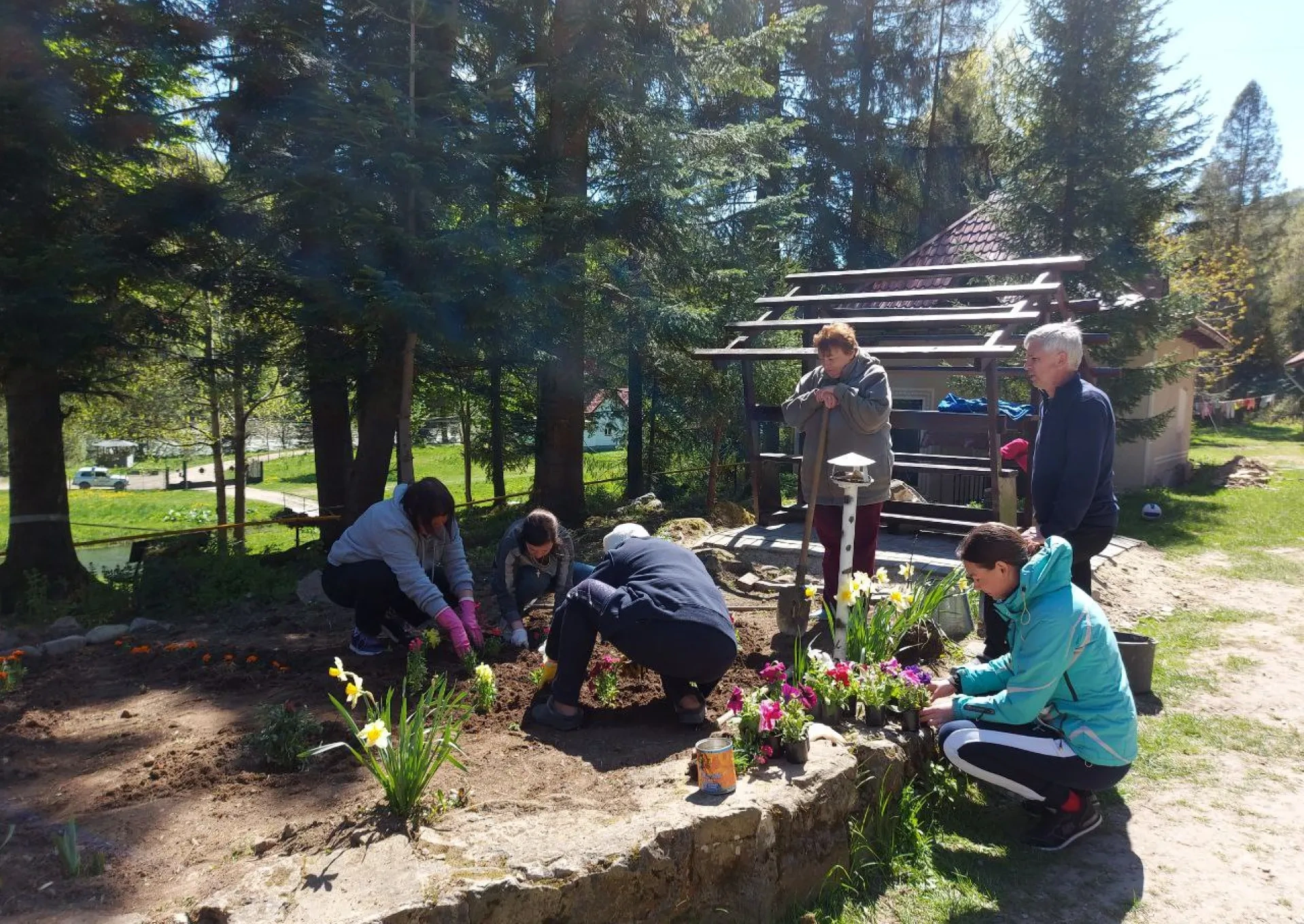 Ukrainian refugees at trauma counselling camp