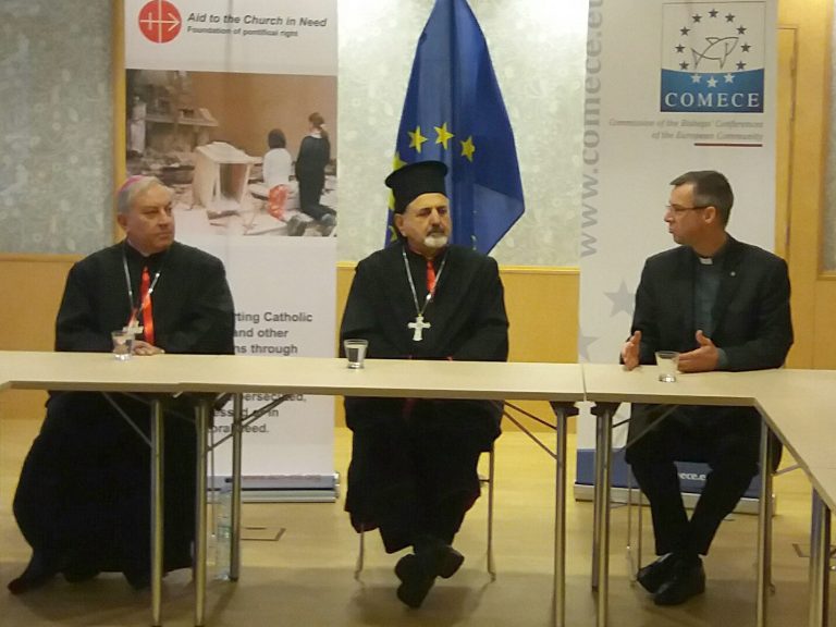 Syriac Catholic Archbishop Antoine Chahda of Aleppo and Syriac Catholic Patriarch Ignatius Younan III and Brother Olivier Poquillon, Secretary General of COMECE) (© Aid to the Church in Need)