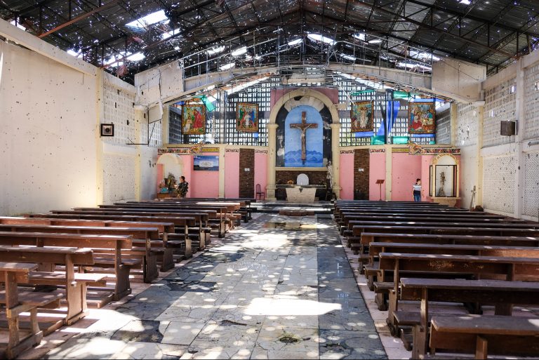 Inside destroyed St. Mary’s Cathedral (© Aid to the Church in Need)