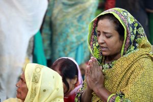 Project Trip to Pakistan, May 24 to June 7, 2019 Holy Mass in St. John Catholic Church in Youhannabad. IMPORTANT NOTE: This photo can be used without credits ONLY FOR THE LENT CAMPAIGN MARTYRS 2020, for any other use, please use it with credits.