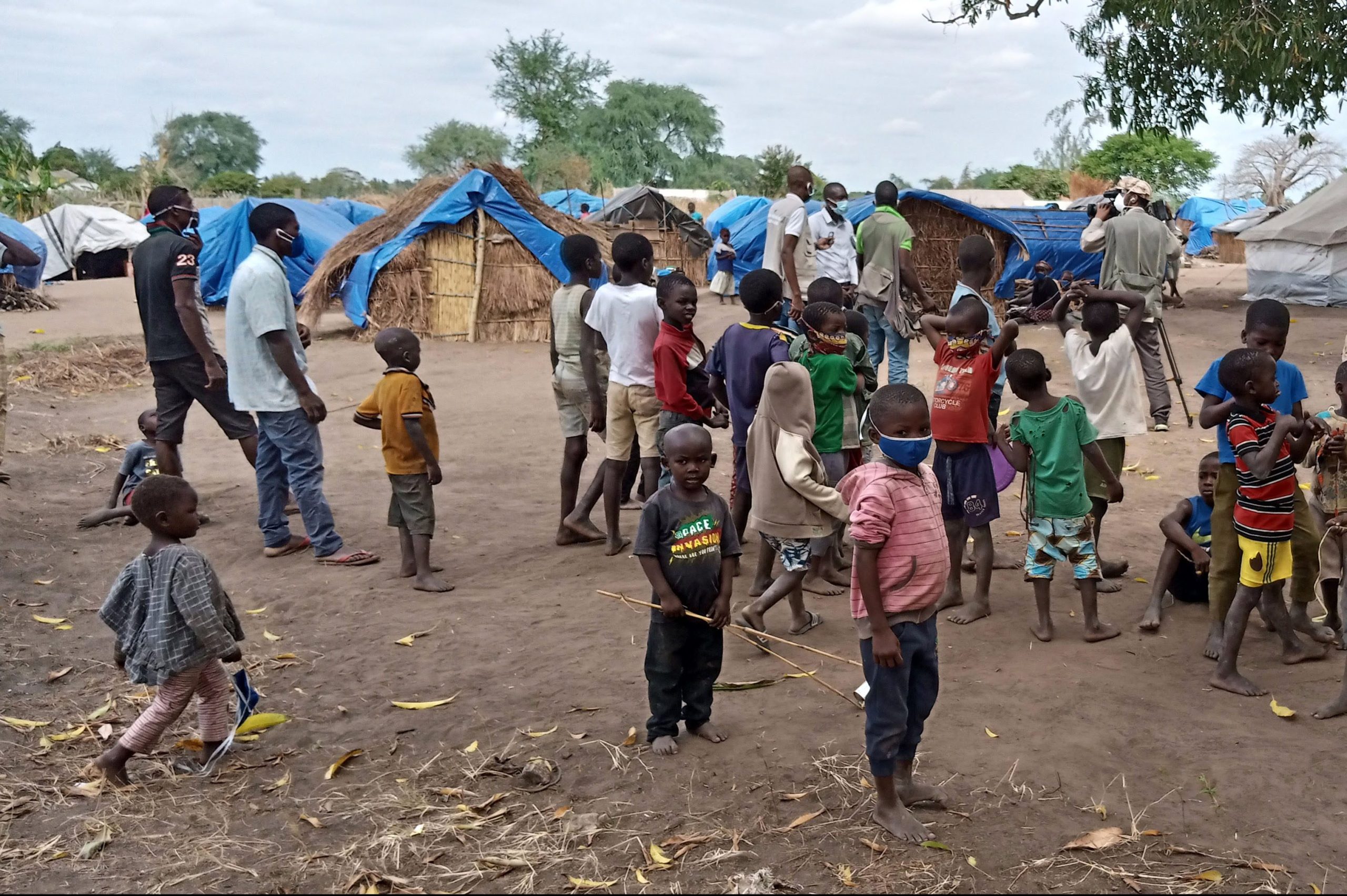 Image of families who fled Mocímboa da Praia, Cabo Delgado province, Mozambique after it was attacked by Al Sunnah wa Jama’ah on 26th June 2020 (Credit: Aid to the Church in Need)