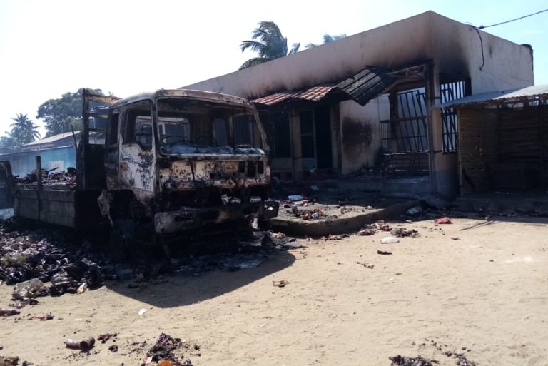 An earlier attack in Mocímboa da Praia (© Aid to the Church in Need)