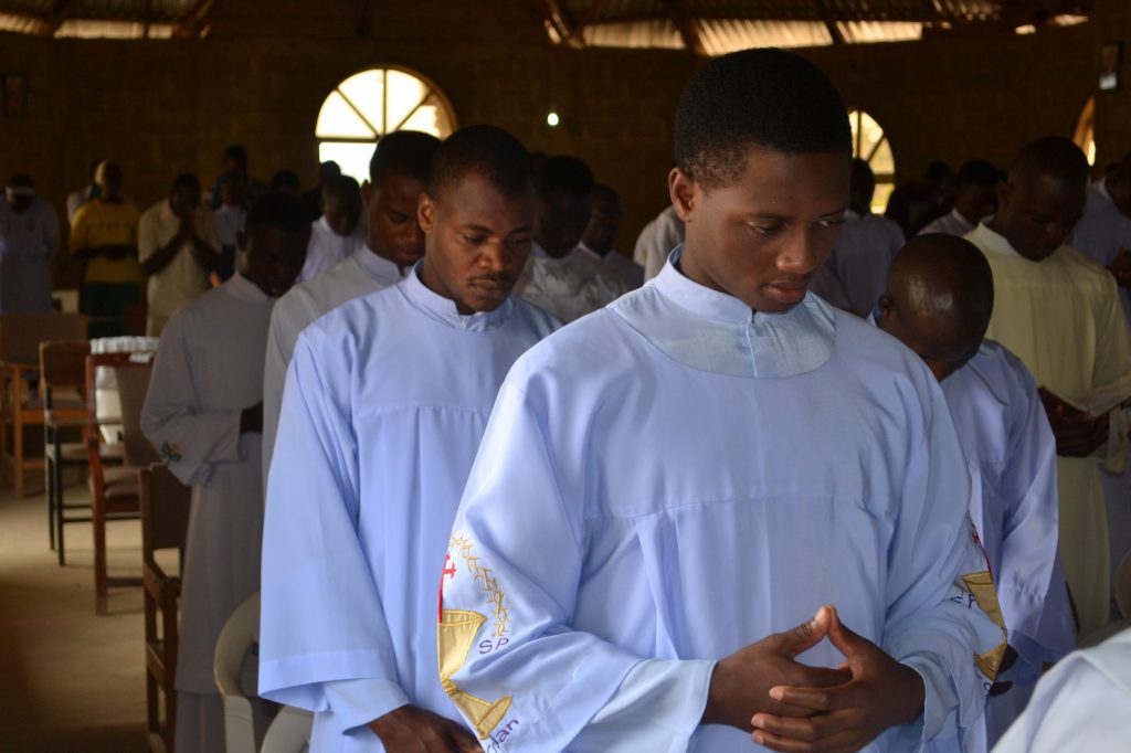 Aid to the Church in Need & NIGERIA: Three seminarians abducted from chapel