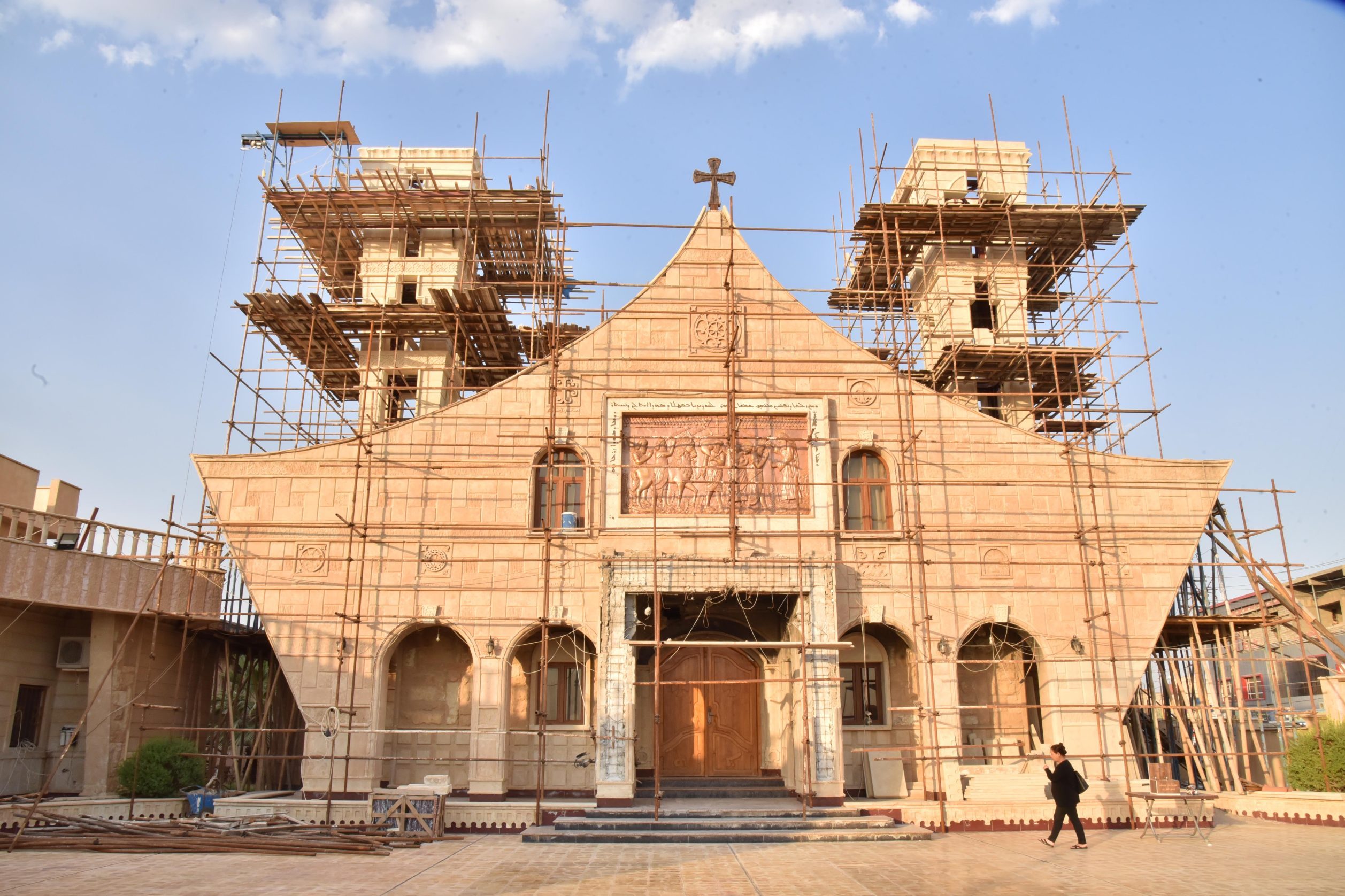 The restoration of the Church’s exterior in progress (© ACN)