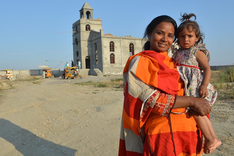 A mother and child in Pakistan