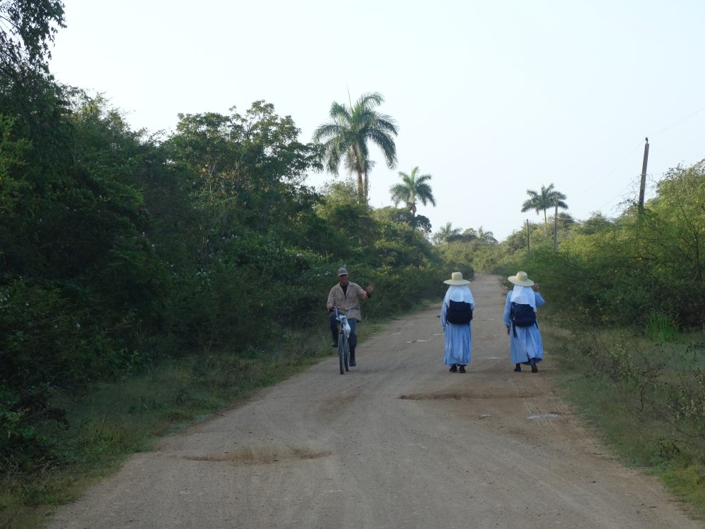 Picture of Sisters carrying out evangelisation work in Santa Clara – where repairs to cars are urgently needed